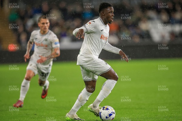 221025 - Swansea City v Queens Park Rangers - Sky Bet Championship - Zeidane Inoussa of Swansea City