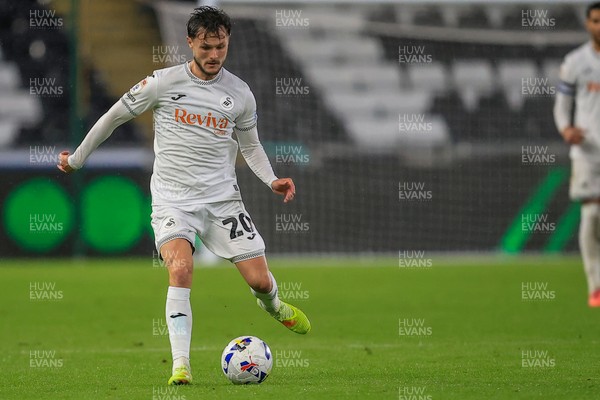 221025 - Swansea City v Queens Park Rangers - Sky Bet Championship - Liam Cullen of Swansea City