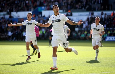 290918 - Swansea City v Queens Park Rangers - SkyBet Championship - Courtney Baker-Richardson of Swansea City celebrates scoring a goal