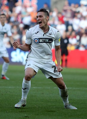 290918 - Swansea City v Queens Park Rangers - SkyBet Championship - Connor Roberts of Swansea City celebrates scoring a goal