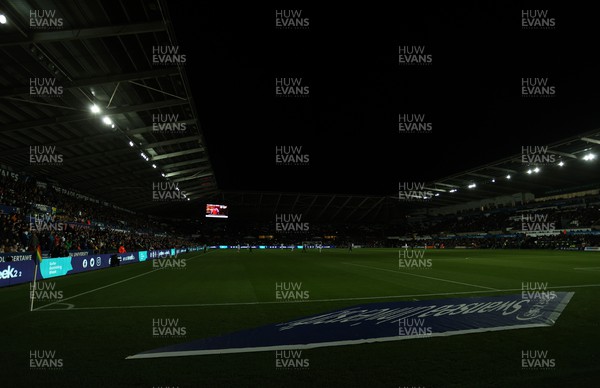 181022 - Swansea City v Reading - SkyBet Championship - Play is stopped as the flood lights cut out