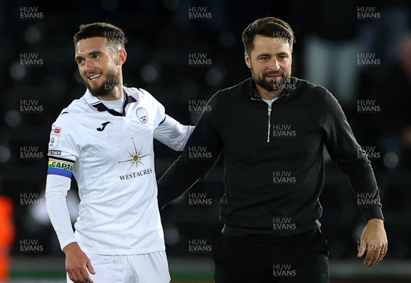 181022 - Swansea City v Reading - SkyBet Championship - Matt Grimes and Swansea City Manager Russell Martin