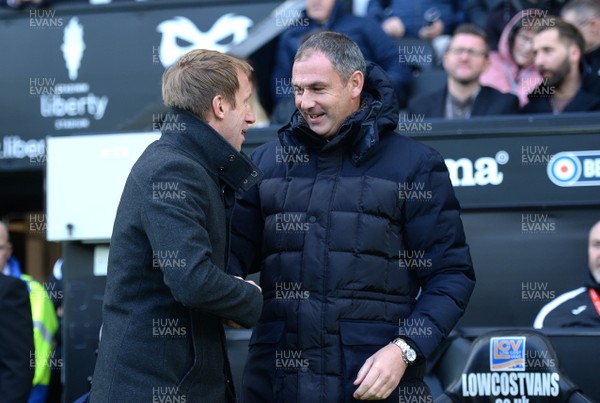 271018 - Swansea City v Reading - SkyBet Championship - Swansea City manager Graham Potter and Reading manager Paul Clement