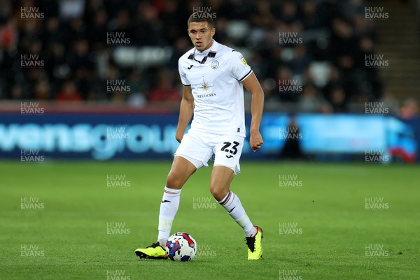 130922 - Swansea City v Sheffield United - SkyBet Championship - Nathan Wood of Swansea City