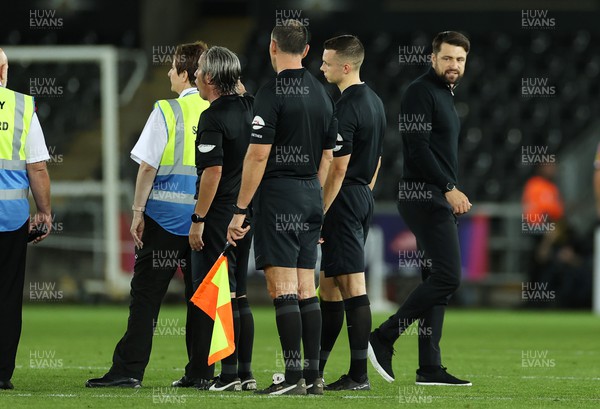 130922 - Swansea City v Sheffield United - SkyBet Championship - Swansea City Manager Russell Martin speaks to referee Darren Bond at full time
