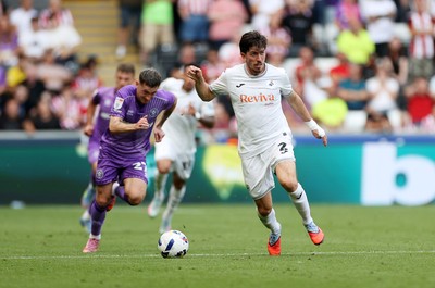 160825 - Swansea City v Sheffield United - SkyBet Championship - Josh Key of Swansea City makes a break