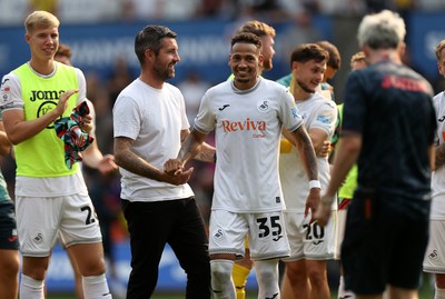 160825 - Swansea City v Sheffield United - SkyBet Championship - Swansea City Manager Alan Sheehan and goal scorer Ronald