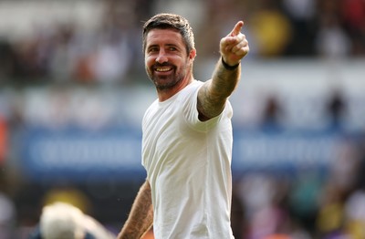 160825 - Swansea City v Sheffield United - SkyBet Championship - Swansea City Manager Alan Sheehan celebrates with fans at full time