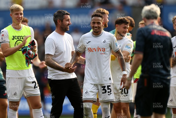 160825 - Swansea City v Sheffield United - SkyBet Championship - Swansea City Manager Alan Sheehan and goal scorer Ronald