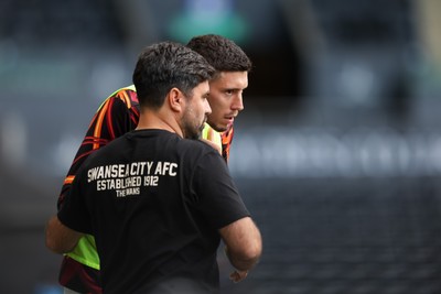 220826 - Swansea City v Sheffield United - Sky Bet Championship - Vítor Matos Manager of Swansea City gives instructions to Ross Stewart of Swansea City