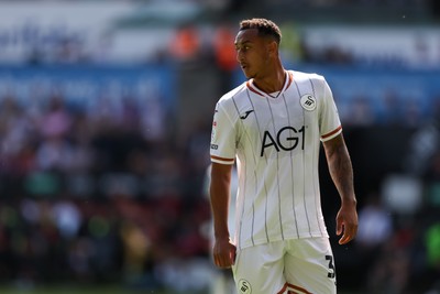 220826 - Swansea City v Sheffield United - Sky Bet Championship - Adam Idah of Swansea City in action
