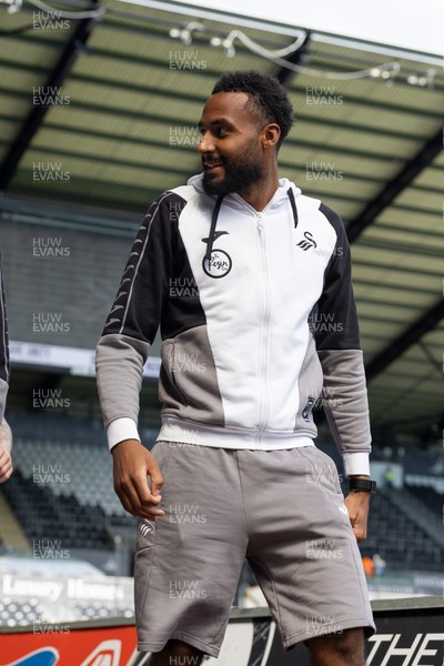 220826 - Swansea City v Sheffield United - Sky Bet Championship - Lawrence Vigouroux of Swansea City arrives 