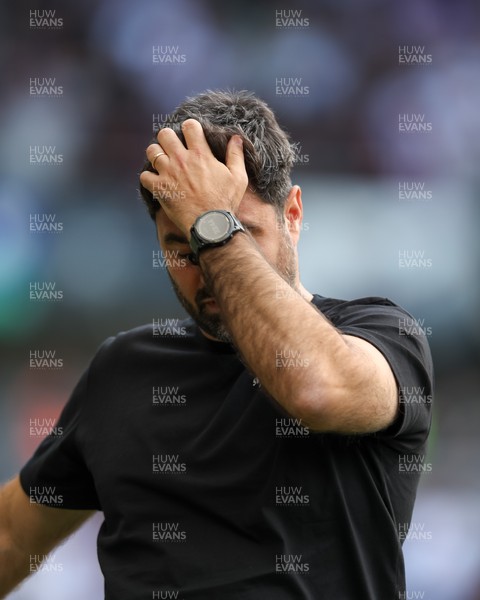 220826 - Swansea City v Sheffield United - Sky Bet Championship - Vítor Matos Manager of Swansea City reacts on the touchline