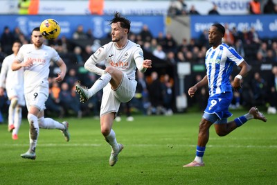 080226 - Swansea City v Sheffield Wednesday - Sky Bet Championship - Liam Cullen of Swansea City hits the bar