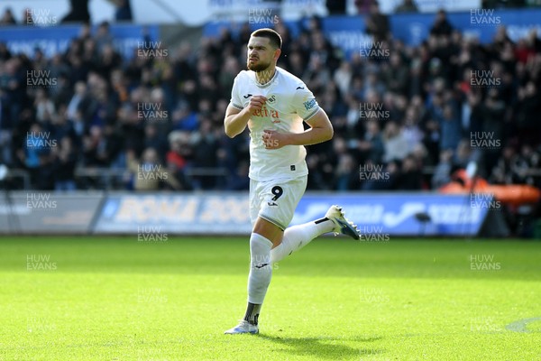 080226 - Swansea City v Sheffield Wednesday - Sky Bet Championship - Zan Vipotnik of Swansea City celebrates scoring a goal