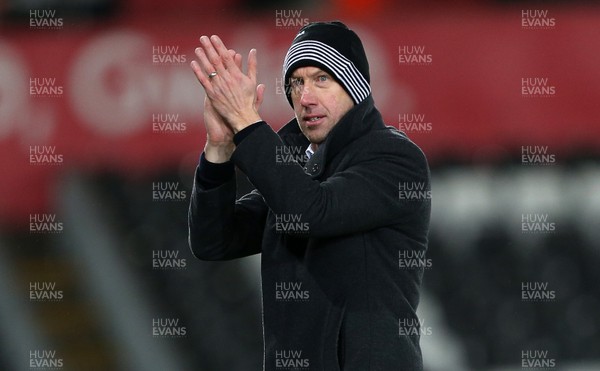 151218 - Swansea City v Sheffield Wednesday - SkyBet Championship - A happy Swansea City Manager Graham Potter waves to fans at full time