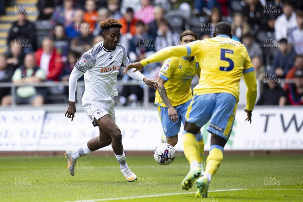 230923 - Swansea City v Sheffield Wednesday - Sky Bet Championship - Jamal Lowe of Swansea City in action