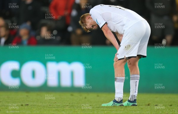 080518 - Swansea City v Southampton, Premier League - Sam Clucas of Swansea City shows the disappointment at the end of the match