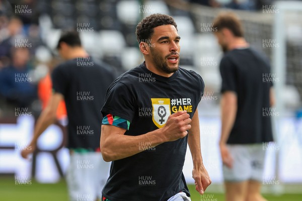 180426 - Swansea City v Southampton - Sky Bet Championship - Ben Cabango of Swansea City