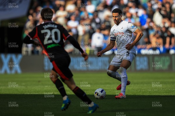 180426 - Swansea City v Southampton - Sky Bet Championship - Ben Cabango of Swansea City