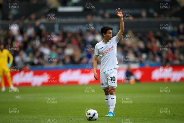 180426 - Swansea City v Southampton - Sky Bet Championship - Eom Ji-Sung of Swansea City