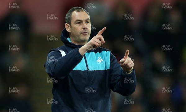 310117 - Swansea City v Southampton - Premier League - Swansea Manager Paul Clement during the match