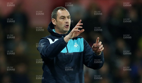 310117 - Swansea City v Southampton - Premier League - Swansea Manager Paul Clement during the match