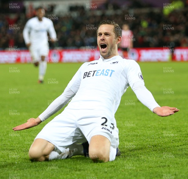 310117 - Swansea City v Southampton - Premier League - Gylfi Sigurdsson of Swansea City celebrates scoring a goal