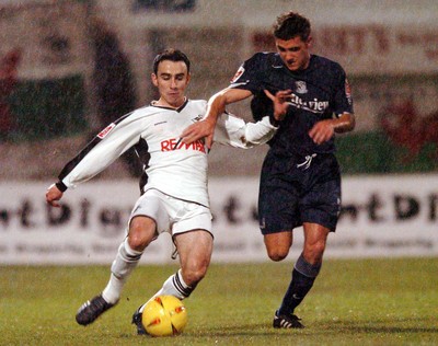 Swansea City v Southend 040205