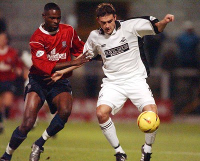 Swansea City v Southend United 041103