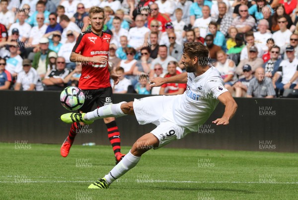 060816 -  Swansea City v Stade Rennais, Pre-season Friendly - Fernando Llorente of Swansea City fires a shot at goal