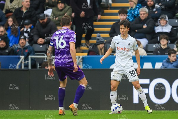070326 - Swansea City v Stoke City - Sky Bet Championship - Eom Ji-Sung of Swansea City