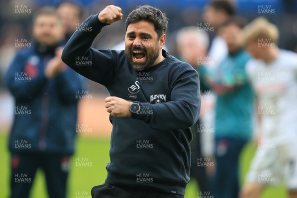 070326 - Swansea City v Stoke City - Sky Bet Championship - Swansea City Manager Vitor Matos