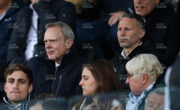 090419 - Swansea City v Stoke City - SkyBet Championship - Wales Manager Ryan Giggs watches the game alongside Swansea City Chairman Trevor Birch