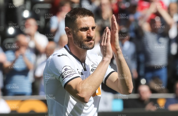 130518 - Swansea City v Stoke City, Premier League - Angel Rangel of Swansea City is applauded by the fans before the start of the match