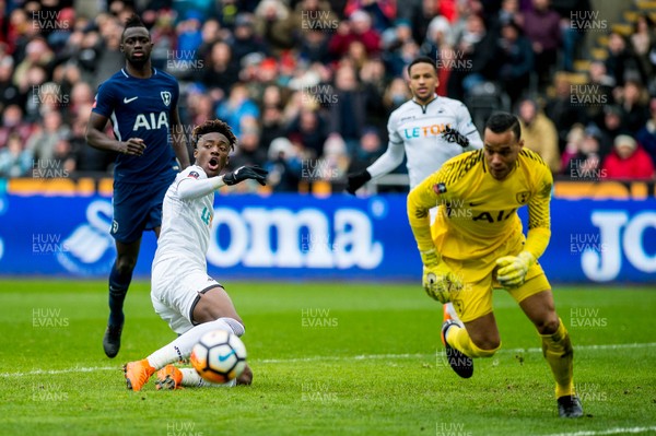 170318 - Swansea City v Tottenham Hotspur, FA CUP - Tammy Abraham of Swansea reacts as he narrowly misses a shot during the second half 