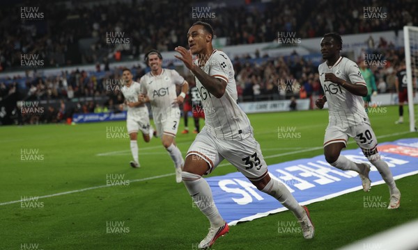 010926 Swansea City v Watford, EFL Sky Bet Championship - Adam Idah of Swansea City celebrates after he beats Watford goalkeeper Federico Ravaglia to score the second goal
