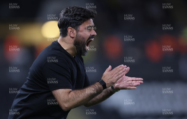 010926 Swansea City v Watford, EFL Sky Bet Championship - Swansea City head coach Vitor Matos reacts during the match