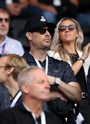 230825 - Swansea City v Watford FC - SkyBet Championship - Scott Hochstadt watches the game