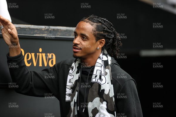 230825 - Swansea City v Watford FC - SkyBet Championship - Snoop Dogg�s son Cordell Broadus at the game