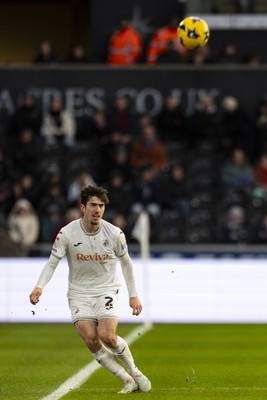 010126 - Swansea City v West Bromwich Albion - Sky Bet Championship - Josh Key of Swansea City in action