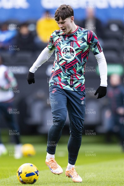010126 - Swansea City v West Bromwich Albion - Sky Bet Championship - Sam Parker of Swansea City during the warm up