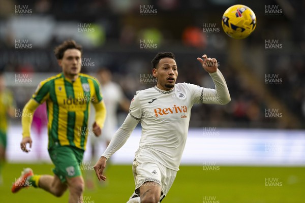 010126 - Swansea City v West Bromwich Albion - Sky Bet Championship - Ronald of Swansea City in action