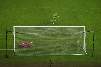 110126 - Swansea City v West Bromwich Albion - FA Cup Third Round - Ollie Bostock of West Brom scores the match winning goal in the penalty shoot out