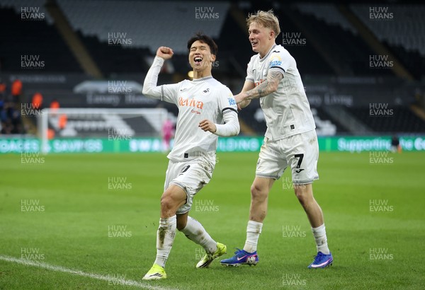 110126 - Swansea City v West Bromwich Albion - FA Cup Third Round - Eom Ji-Sung of Swansea City celebrates scoring a goal