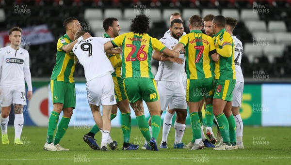 281118 - Swansea City v West Bromwich Albion - SkyBet Championship - Emotions boil over between the teams