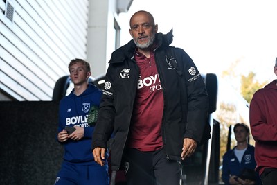 171026 - Swansea City v West Ham United - Sky Bet Championship - Nuno Espirito Santo, West Ham manager arrives at the stadium ahead of the match