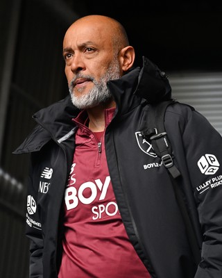 171026 - Swansea City v West Ham United - Sky Bet Championship - Nuno Espirito Santo, West Ham manager arrives at the stadium ahead of the match