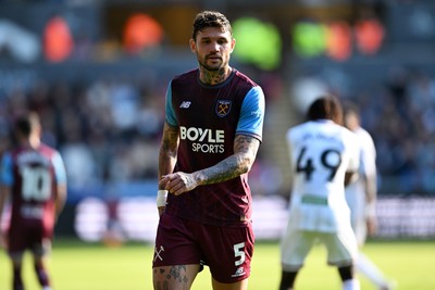 171026 - Swansea City v West Ham United - Sky Bet Championship - Morato of West Ham