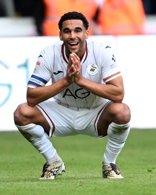 171026 - Swansea City v West Ham United - Sky Bet Championship - Dejected Ben Cabango of Swansea City